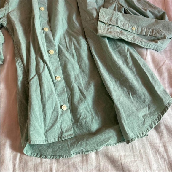 YL BUTTON UP - Picture 4 of 4